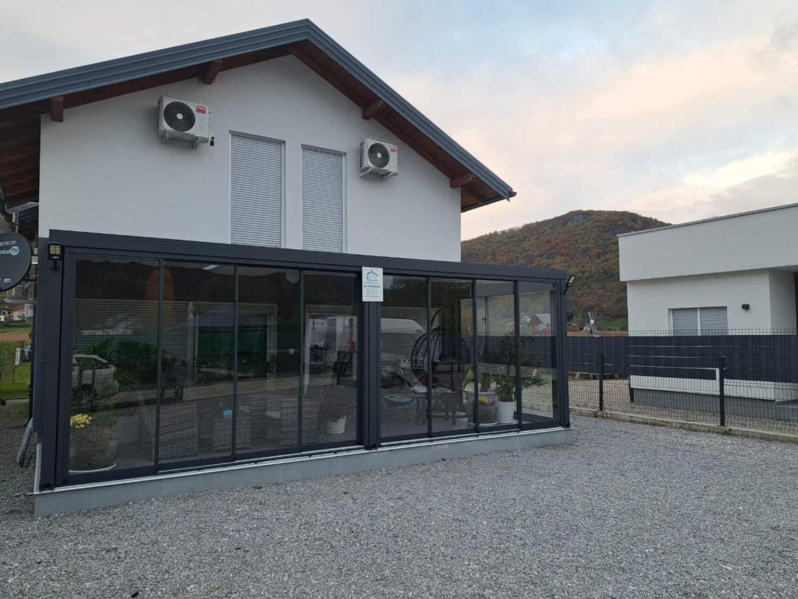 Am Una Lux House Bihać Εξωτερικό φωτογραφία