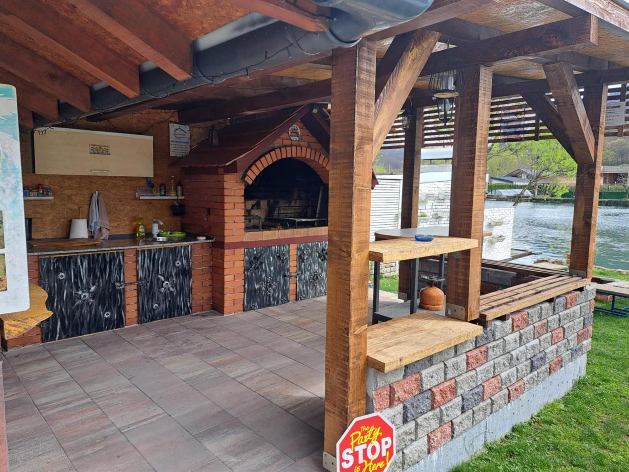 Am Una Lux House Bihać Εξωτερικό φωτογραφία
